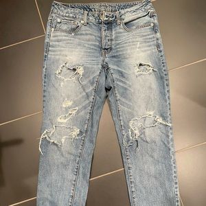 american eagle distressed boy crop jeans size 6